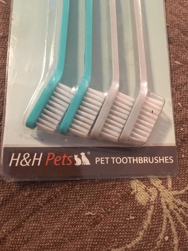 4 Pack H&H Pet Toothbrushes New