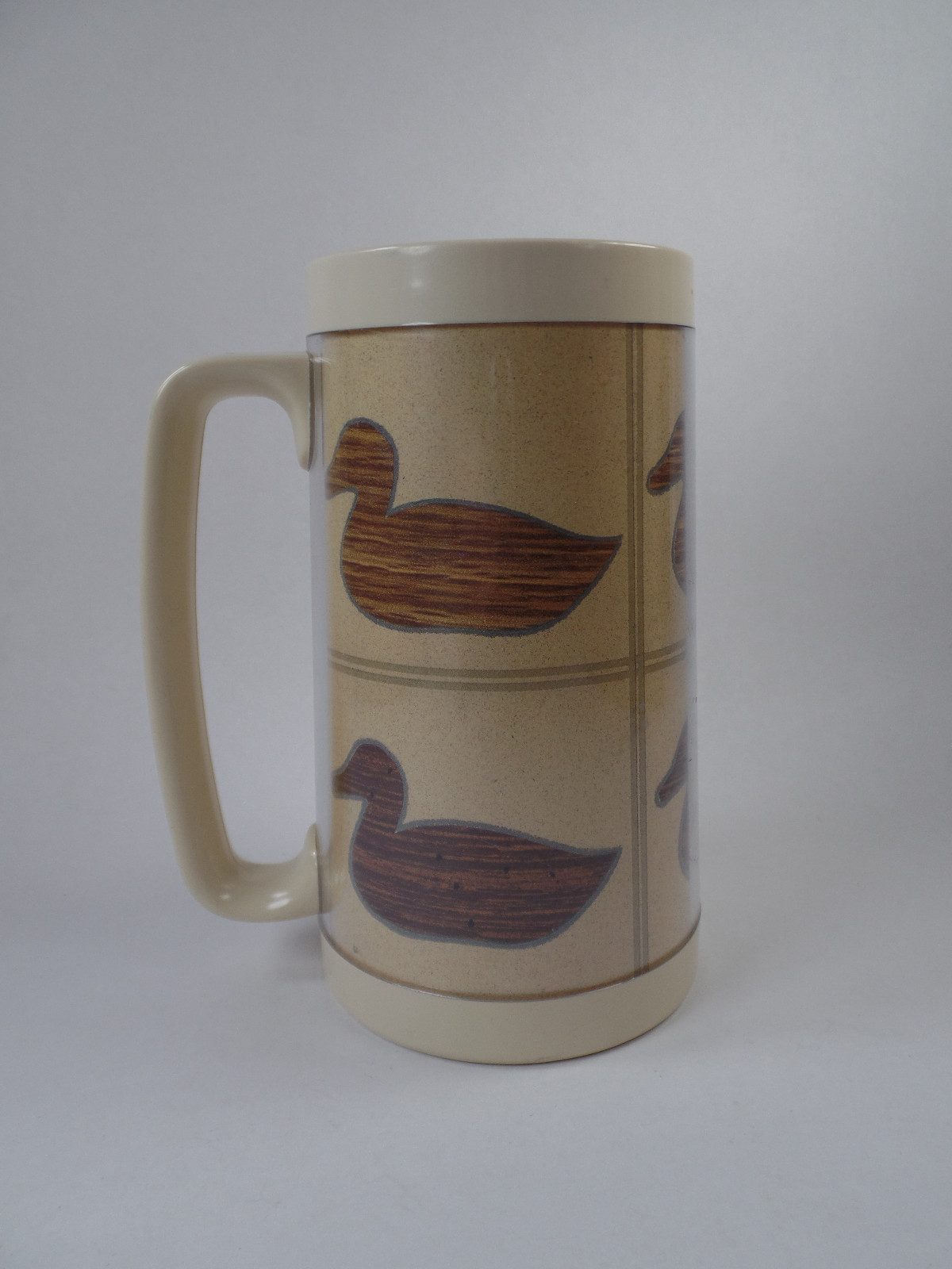 Vintage Thermo Serv Plastic 12 oz Mug / Stein Wood Duck Decoy