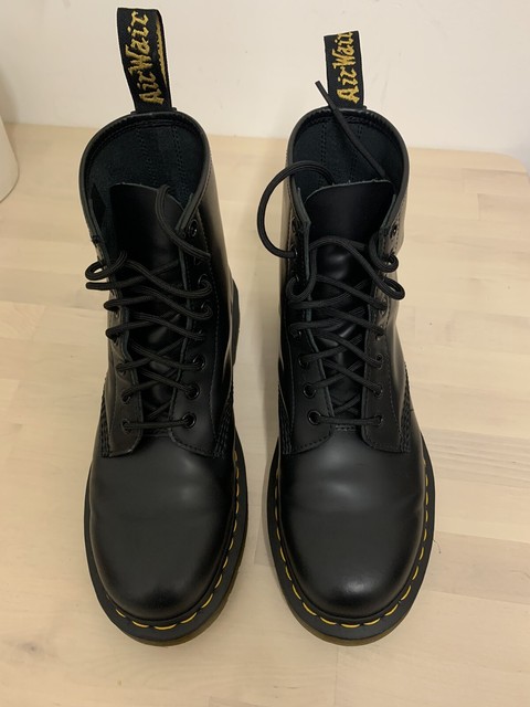 chadstone doc martens
