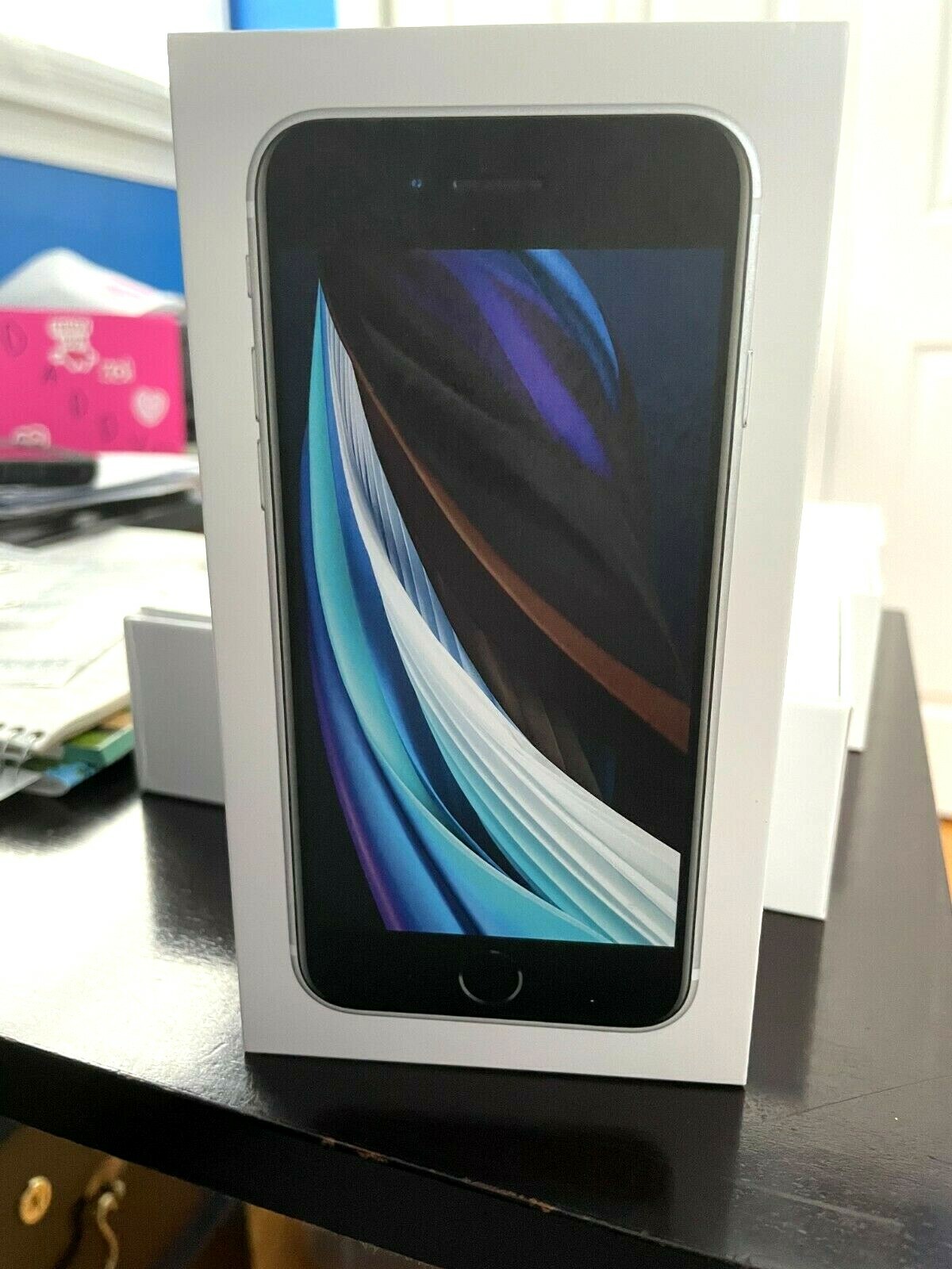 Apple Iphone SE Black 64GB box only; no phone; no
