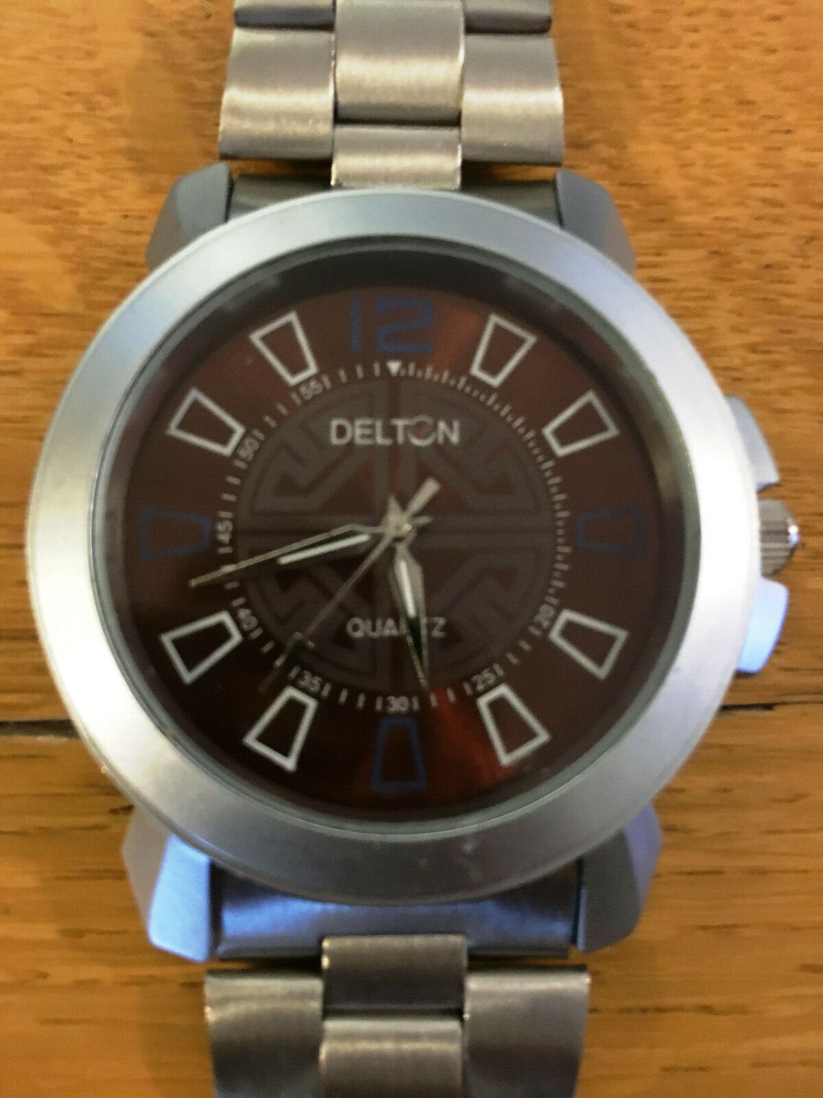 FOREIGN WATCH! DELTON RARE Made in INDIA, Quartz, Analog, Collectible
