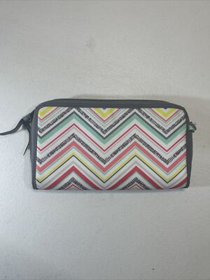 Thirty-One Going Places Chevron Quilted Wristlet Wallet Organizer Accordion