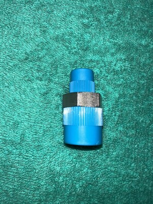 Swagelok Hex Reducing Nipple 1/2 in. Male NPT x 1/4 in. Male NPT (SS-8-HRN-4)