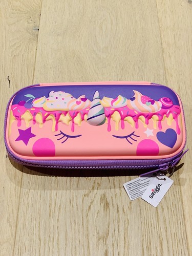 新品　smiggle スミグル　Unicorn Mega Light ユニコーン smiggle スミグル ユニコーンリュック