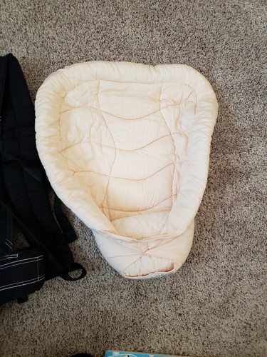 Ergobaby Baby Carrier Black with Infant Insert