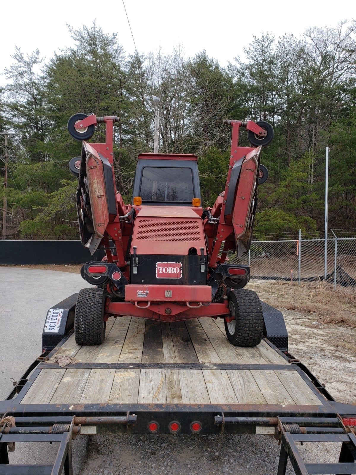 2 Mowers, 1 Working Toro Groundsmaster 580-D Turn Mower AND 1 Parts Mower