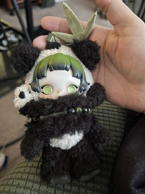 ぬいぐるみ SKULLPANDA Lazy Panda Plush Doll Pendant SKULLPANDA Lazy Panda Plush Doll Pendant - POP MART (Canada)