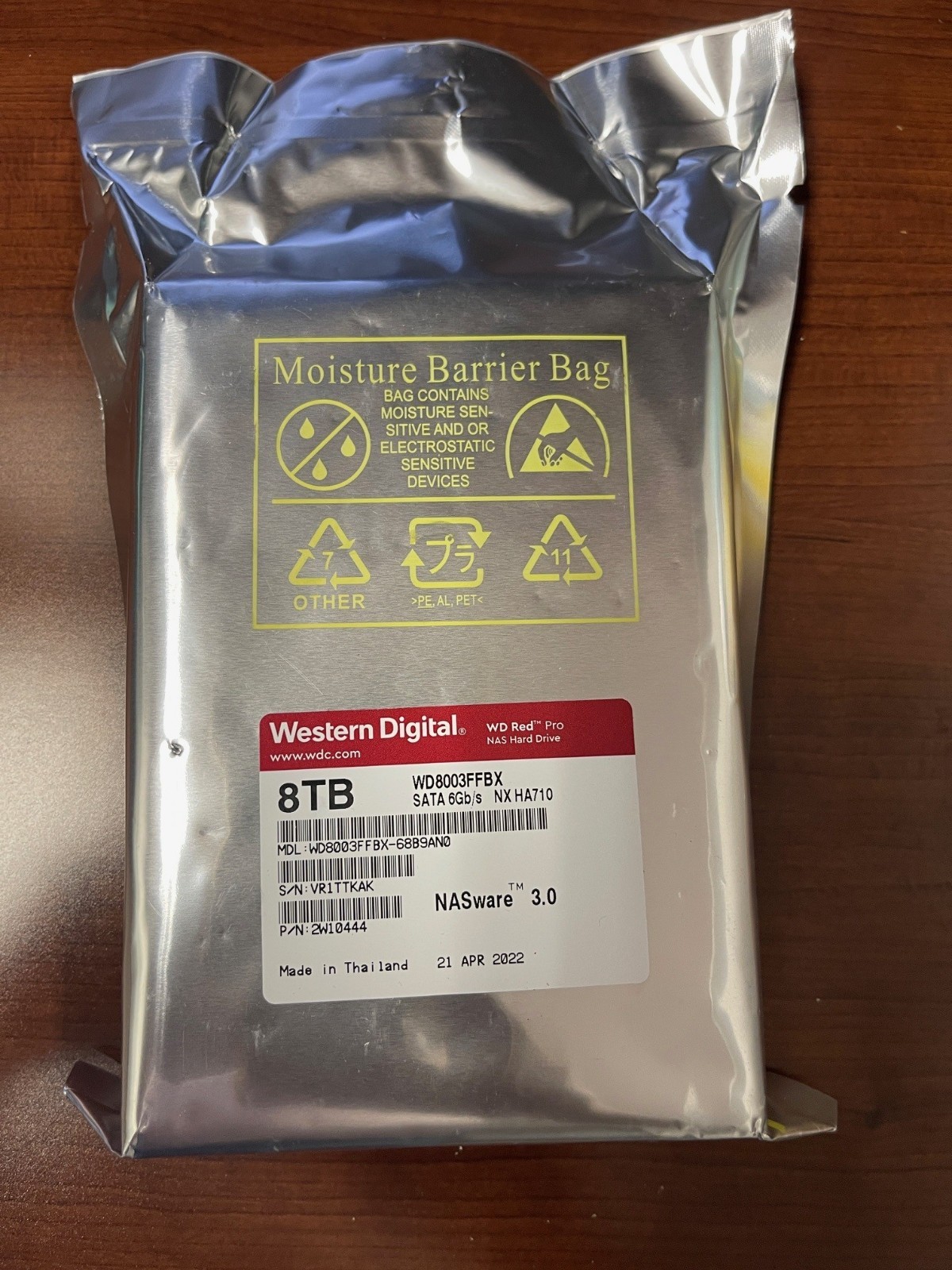 Western Digital 8TB HDD WD8003FFBX NAS用 Amazon | 【国内正規代理店品】WD HDD 内蔵ハードディスク 3.5