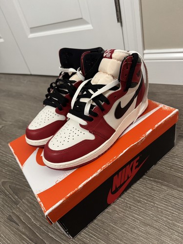 スニーカー Air Jordan 1 Retro High OG Chicago GS Jordan 1 Retro High OG Chicago Lost and Found (GS) - FD1437