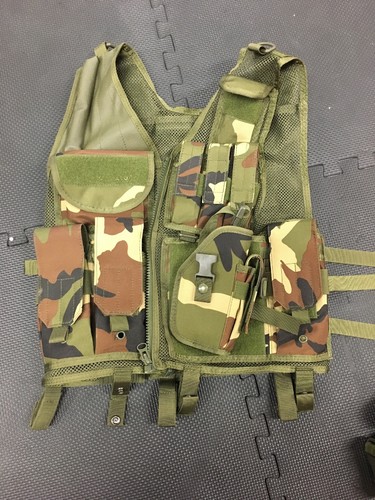 Lancer Tactical 1000D Nylon Cross Draw Combat Vest - Woodland