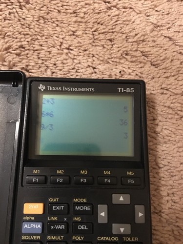 Texas Instruments TI-85 Graphing Calculator with Cover In Excellent Condition