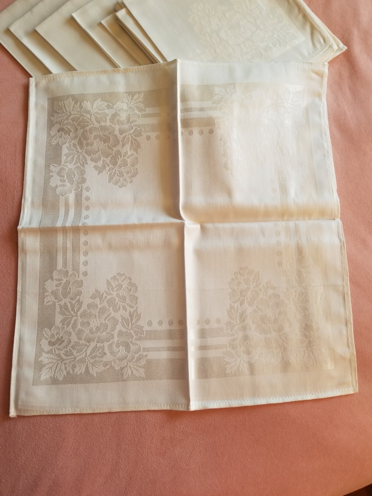 12 MINT NEVER USED Ivory Damask 15