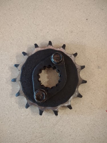 1989 Kawasaki Ninja 600 ZX-6 Drive Sprocket And Lock Plate