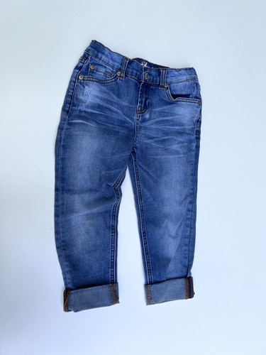 Size 6x Distressed