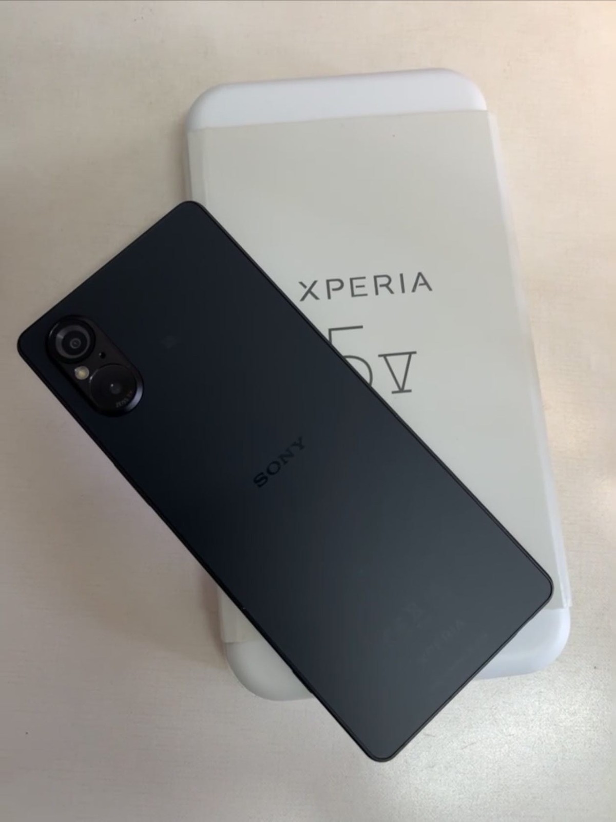 Sony Xperia 5 V 6.1'' 48MP XQ-DE72 XQ-DE54 128GB Android Unlocked