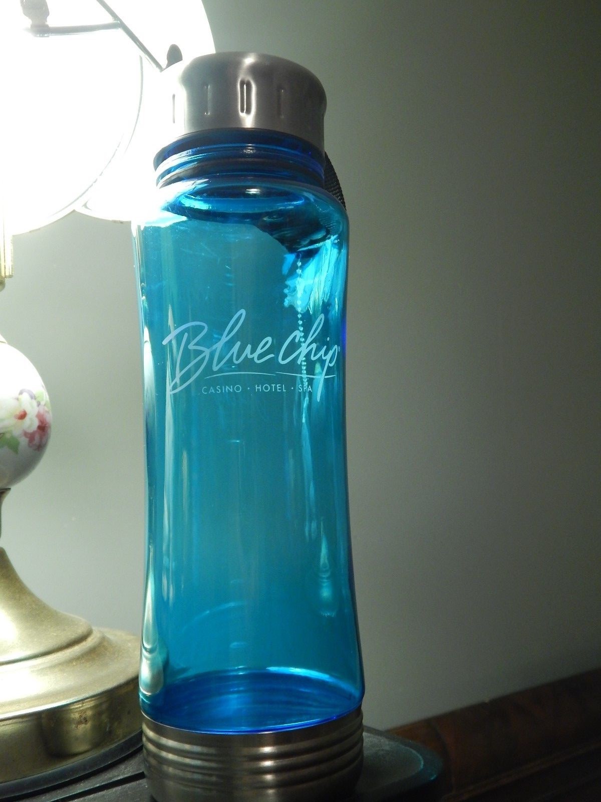 Blue Chip ~ Casino - Hotel - Spa (22oz) Blue_Chrome WATER BOTTLE ~ Las Vegas Ltd