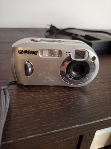 【動作確認OK】単4電池使用　SONY　Cyber-shot U　④ 動作確認OK】単4電池使用 SONY Cyber-shot U