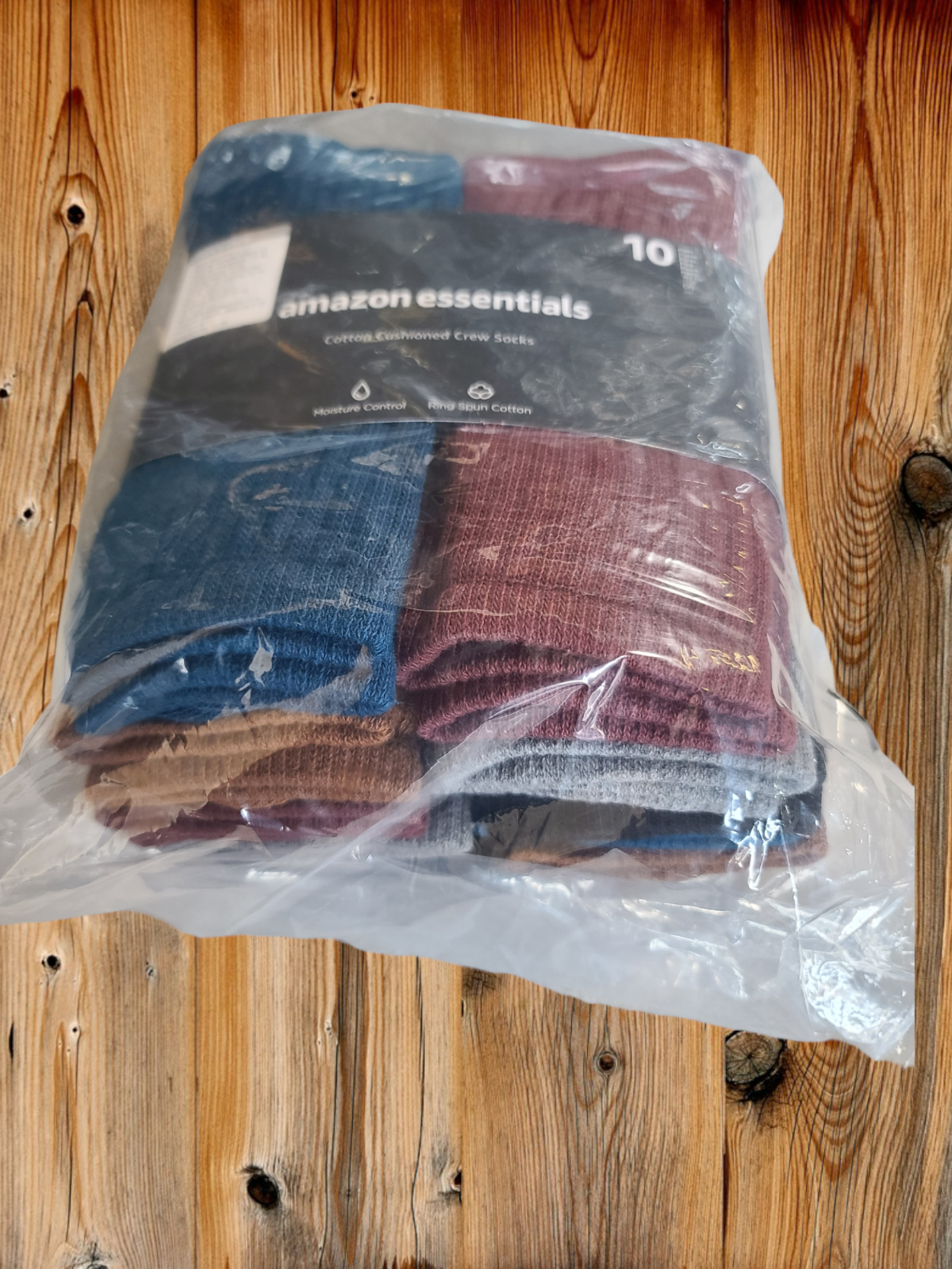 Lot of 3 Men's 10 Pairs Amazon Essentials Cotton Cushioned Crew Socks