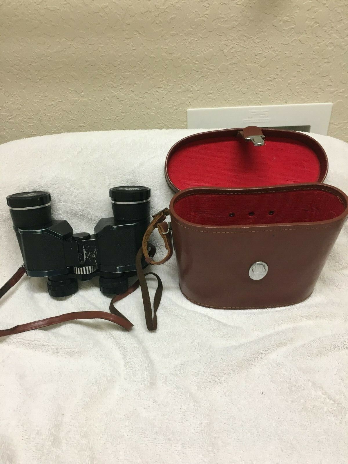 Canon - leon 719pgrVhsSL._UF350,350_QL80_.jpg