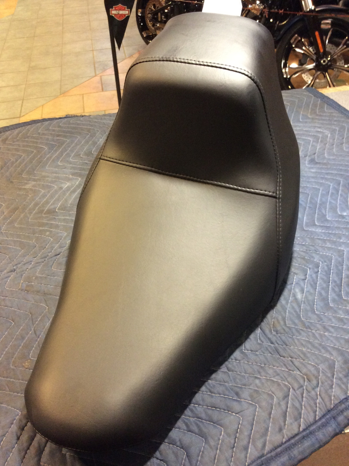 HARLEY DAVIDSON SOFTAIL LOW RIDER S SOLO SEAT | eBay