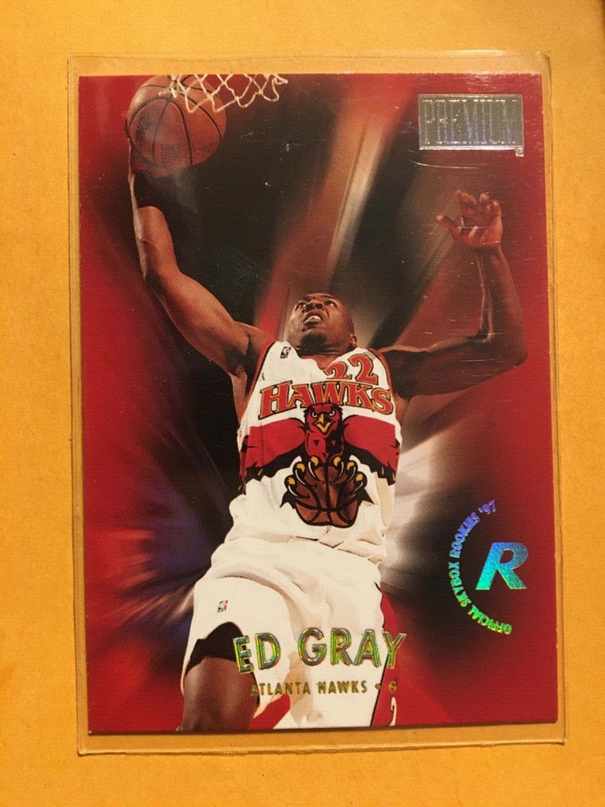 1997-98 SkyBox Premium Hawks Ed Gray Rookie Basketball Card