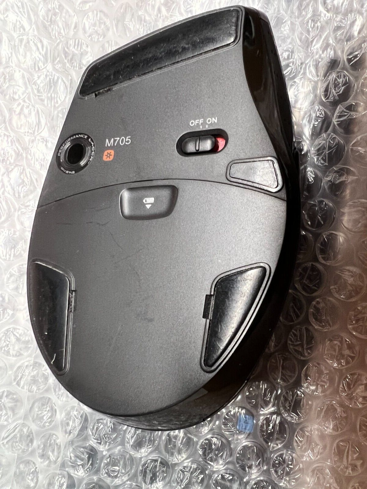 Logitech 920-005002 MK750 Solar Wireless Keyboard and Mouse Combo.