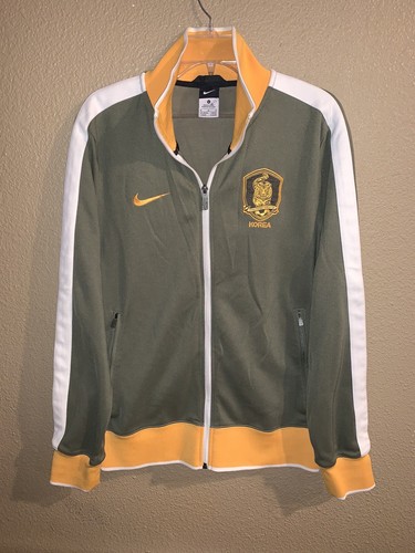 ジャケット・アウター Nike pro elite Qatar Podium Jacket small Nike pro elite Qatar Podium Jacket small