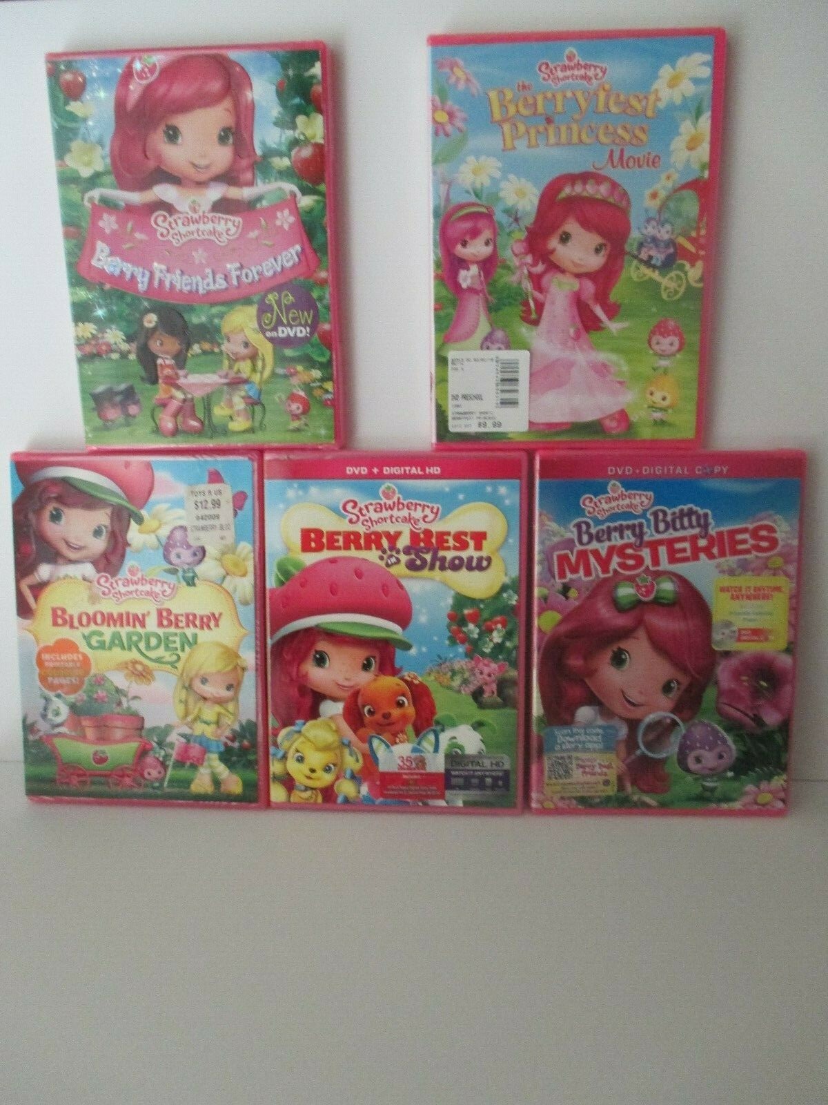 Lot of 5 Strawberry Shortcake DVD's All New and Sealed Lot of 5 Strawberry Shortcake DVD's All New and Sealed