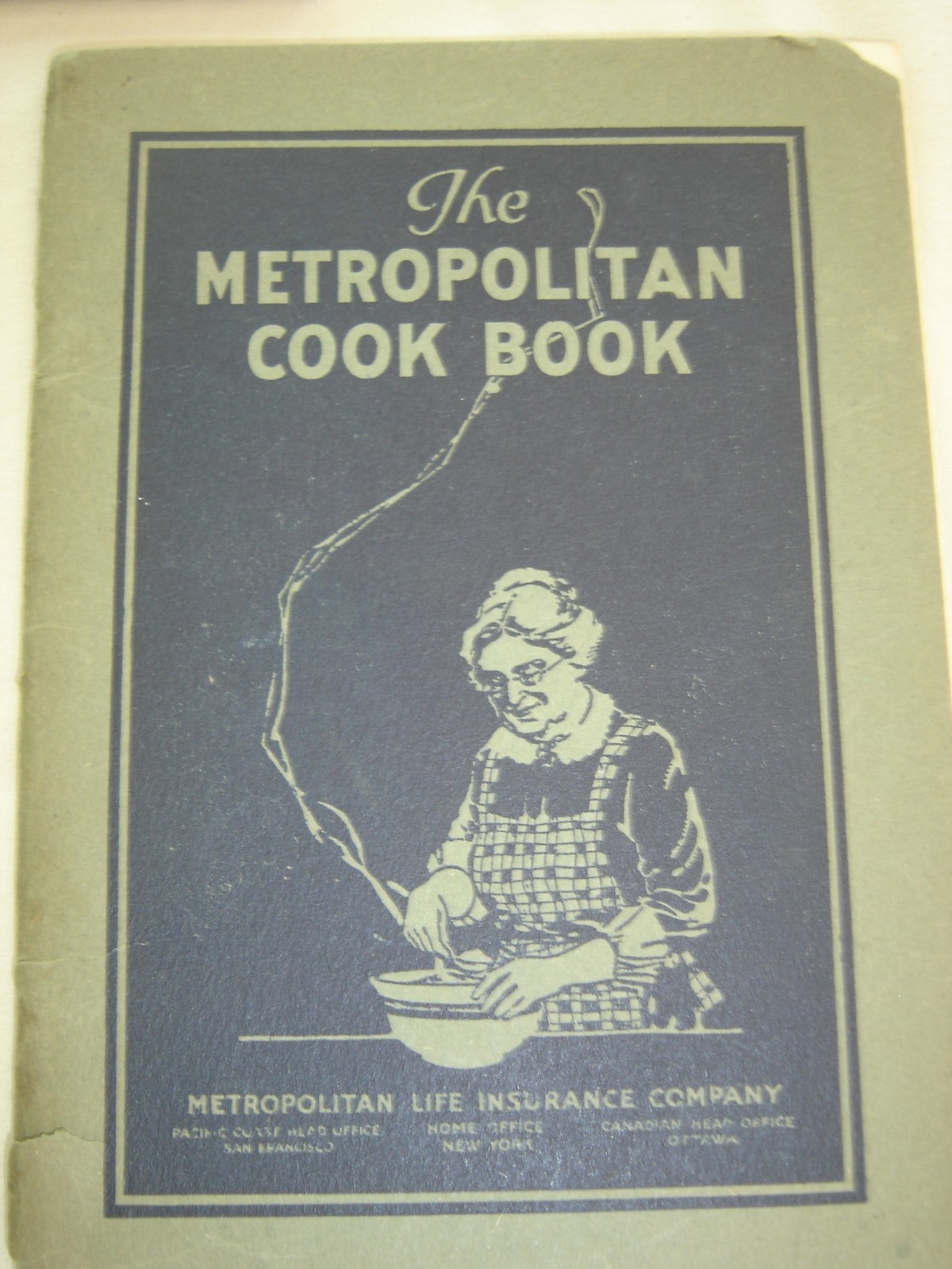 Metropolitan Life Cookbook Betty Crocker Cookbook McNess Cookbook 9183
