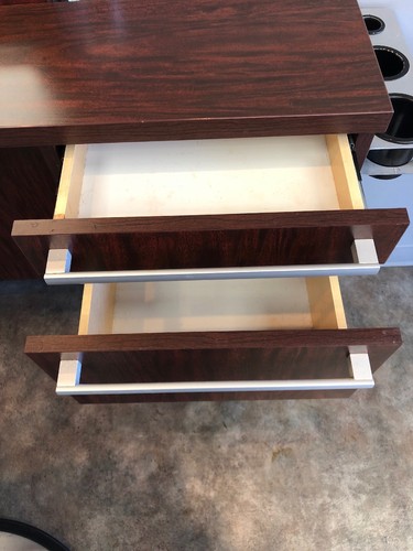 Set 6 Of Belvedere Styling Stations And Chair