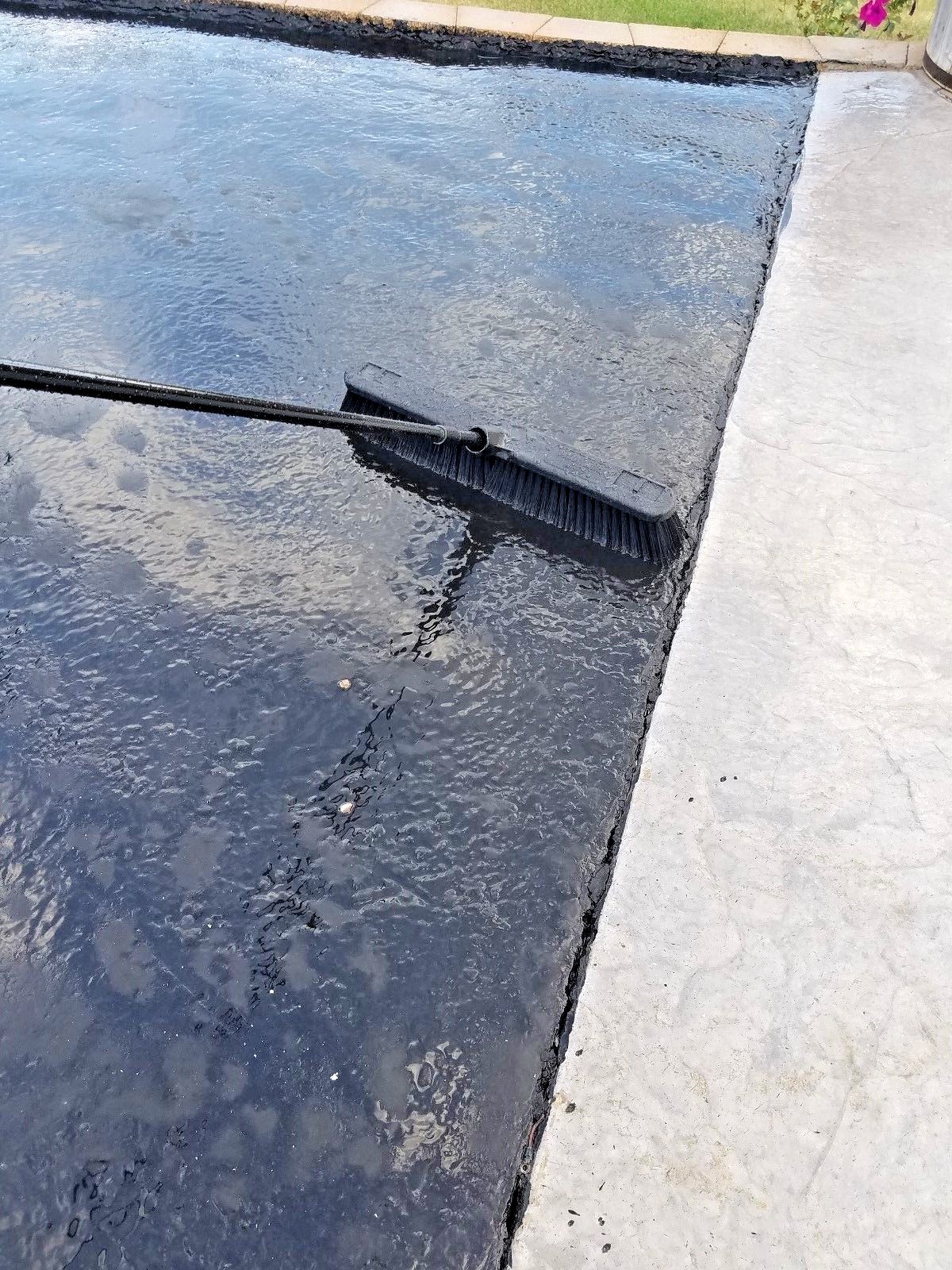 Sealcoat broom edger and spray wand