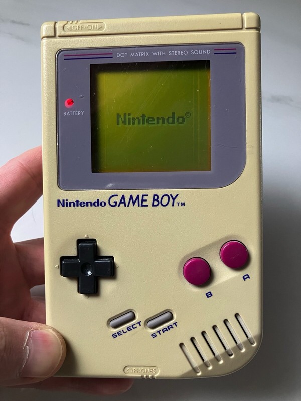 Original Nintendo Game Boy DMG-01 – Tested work – No Battery