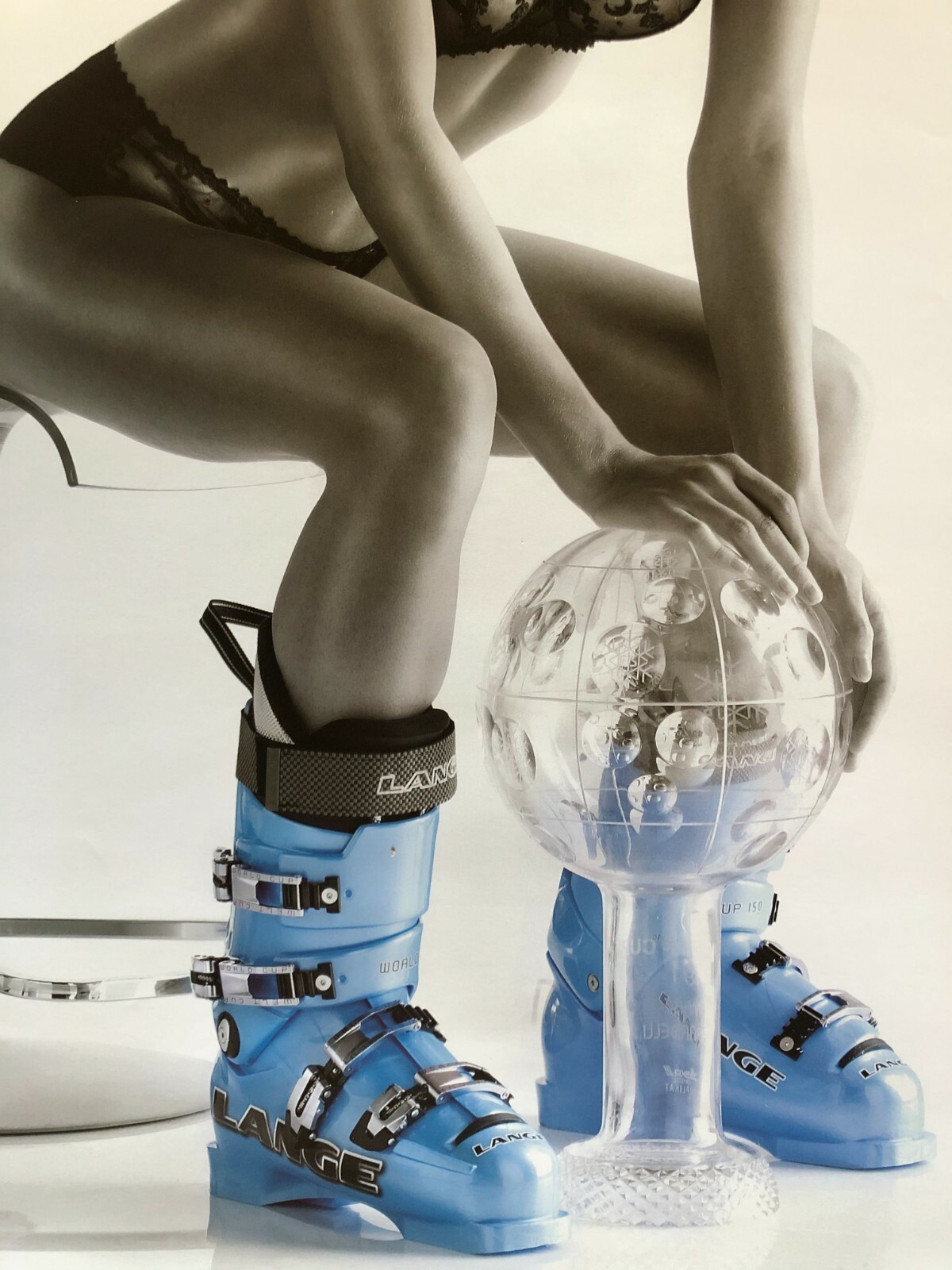 Lange Ski Boots Poster Girl Skiing Sexy Pin Up Poster Blue Boots