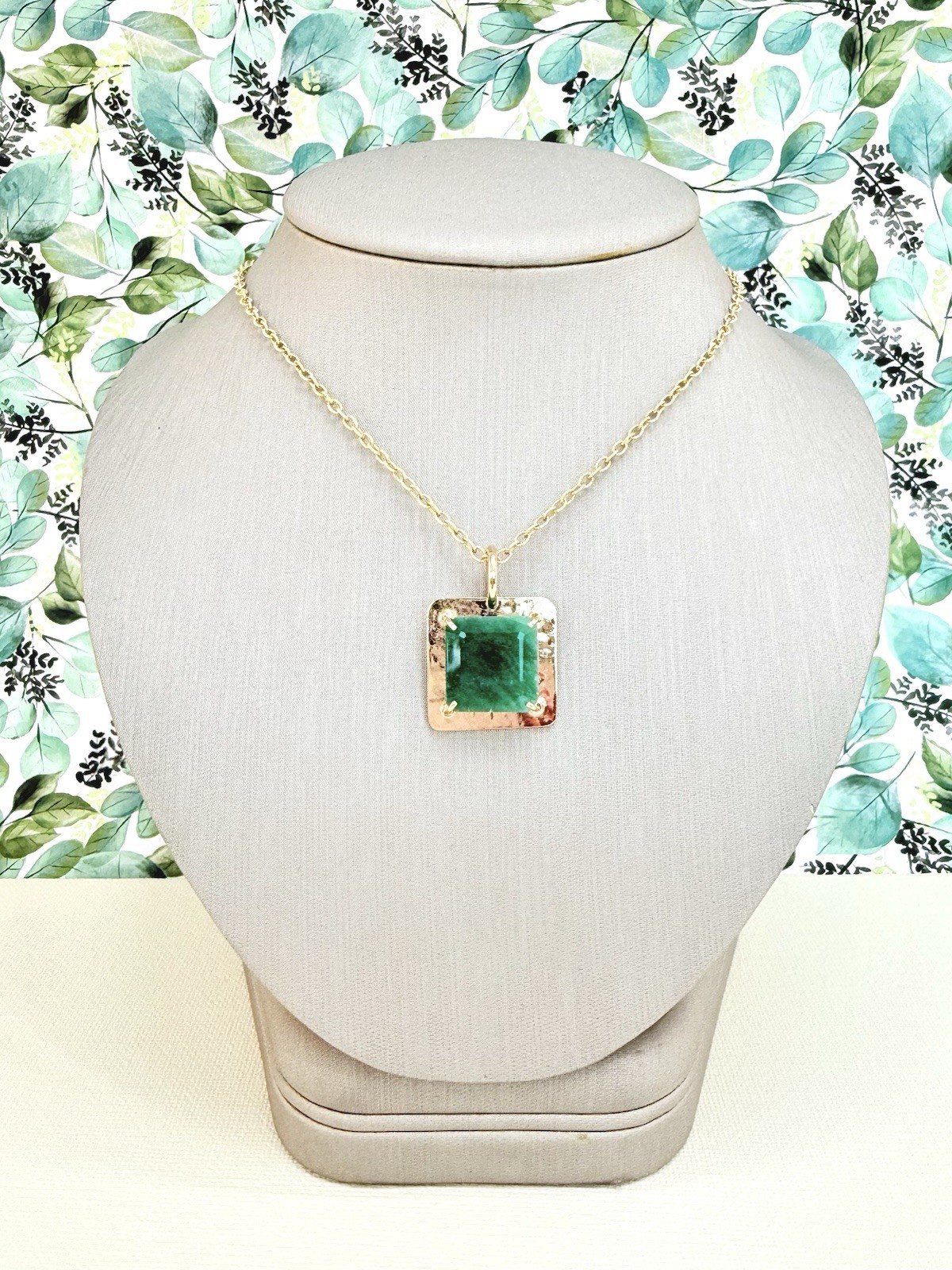 14k Yellow Gold Genuine Emerald Modernist Unisex Pendant, Newly Handcrafted - Picture 10 of 10