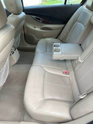 image 4 of interior