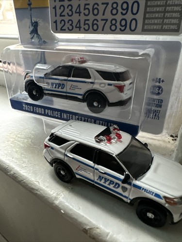 2020 Ford Explorer NYPD New York City Police Car 1:64 Scale 2020 Ford Explorer NYPD New York City Police Car 1:64 Scale