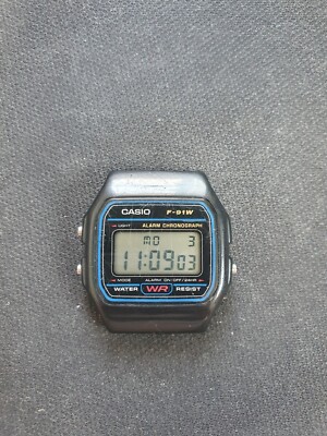 Vintage Retro Casio F-91W alarm Chronograph Quartz Watch