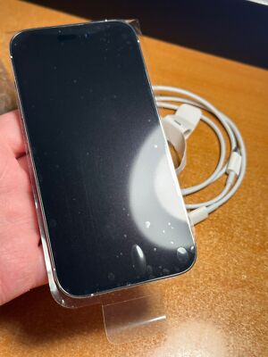 Apple iPhone 14 Pro 256GB Network Unlocked Excellent Apple iPhone 14 Pro 256GB Network Unlocked Excellent