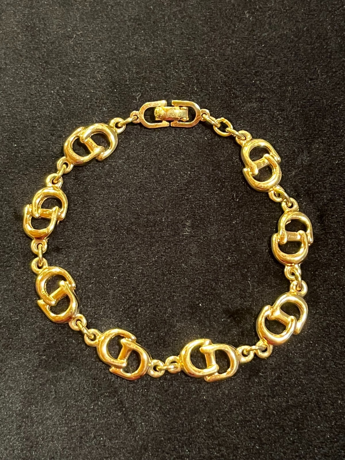 CHRISTIAN DIOR Bracelet Bangle Chain AUTH LOGO BIG Vintage CHRISTIAN DIOR Bracelet Bangle Chain AUTH LOGO BIG Vintage