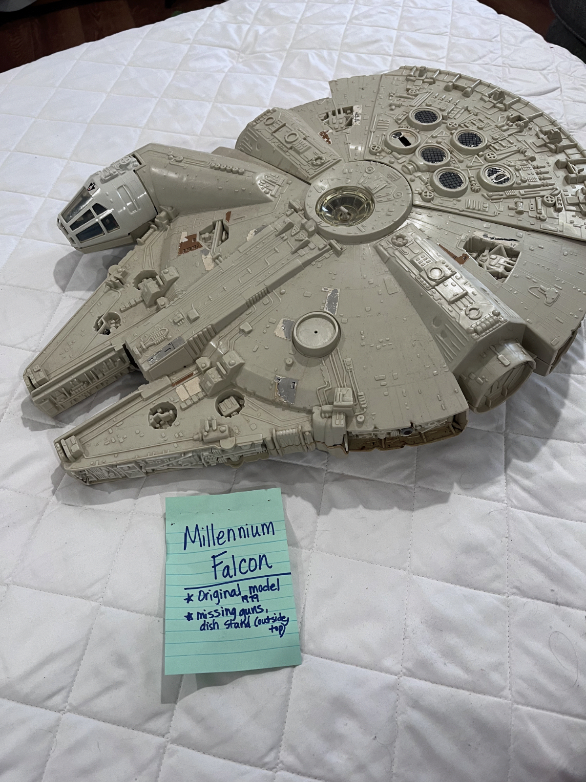 Vintage 1979 Kenner Star Wars Millennium Falcon, Missing