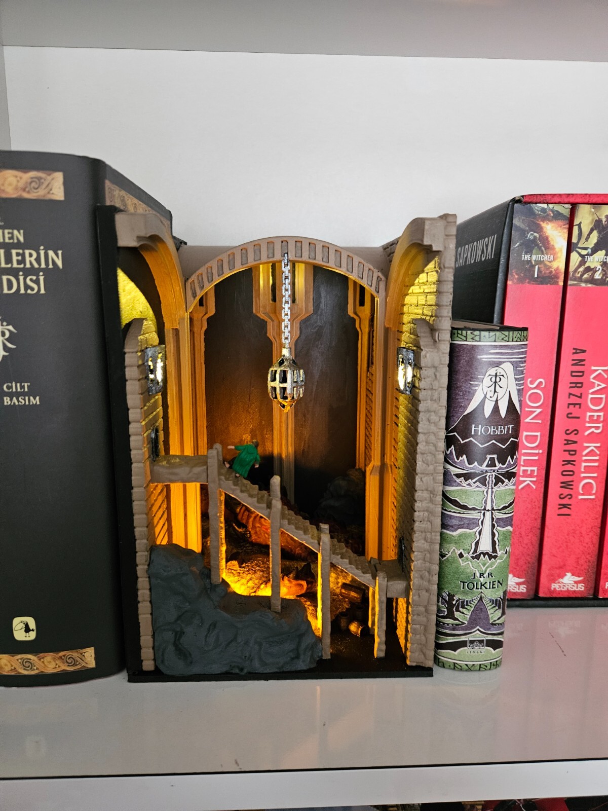 洋書 Lord of the Rings Book and Bookends Gift Amazon.com: Bookends Book End Lord of Rings Hobbit Book