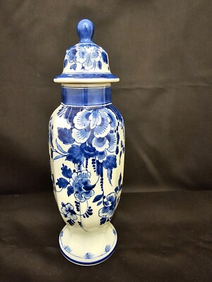 Hand Painted 7.5'' 1983 Delft Blue Jar and Lid Excellent Condition