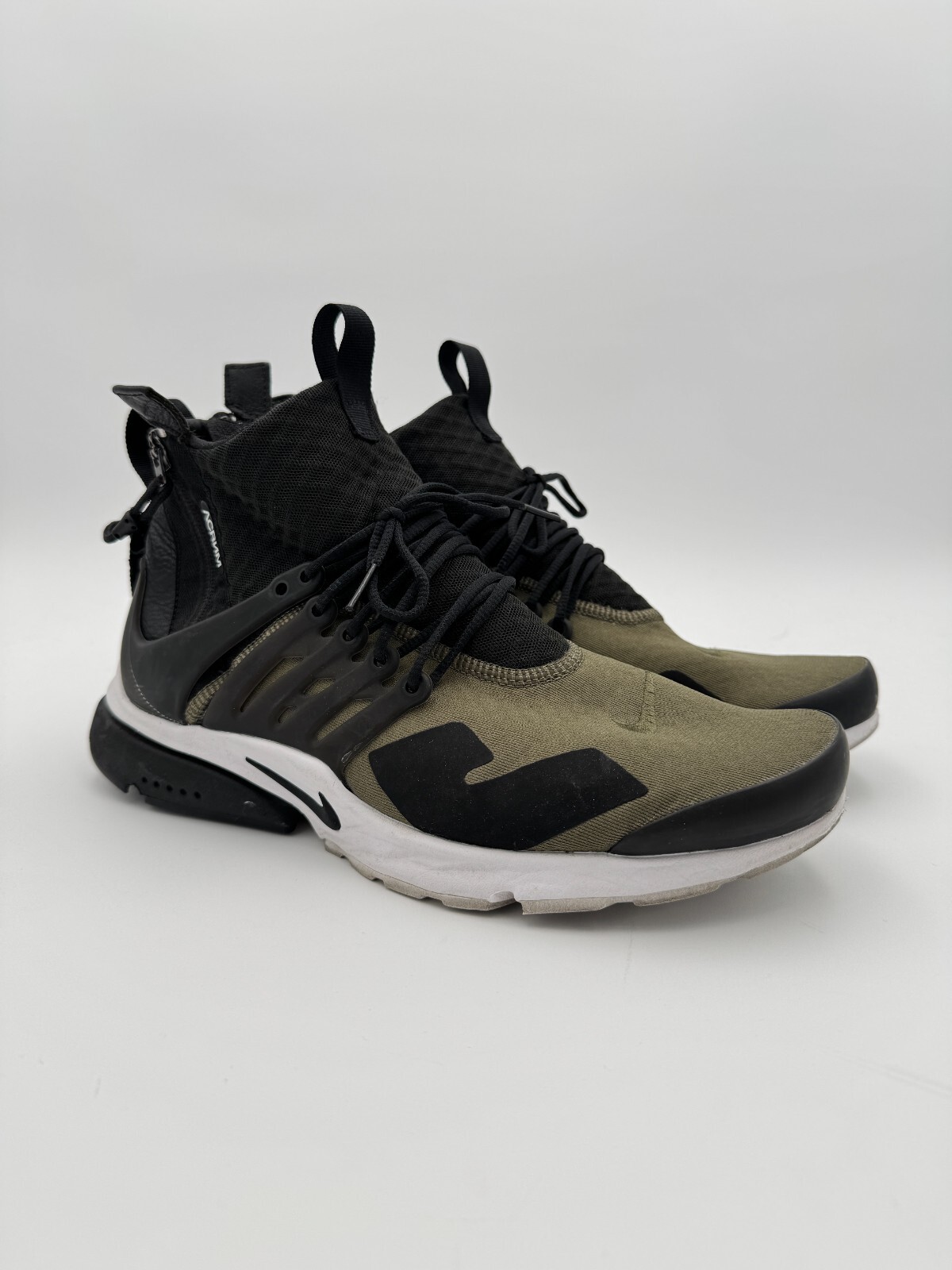 Size M (10-11) - ACRONYM x Nike Air Presto Mid Olive Black Size M (10-11) - ACRONYM x Nike Air Presto Mid Olive Black