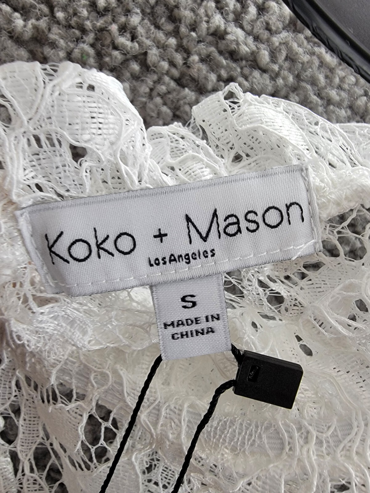 KOKO + MASON Long Sleeve Lace Top Women's S White Ruffled Button Back Closure - Picture 9 of 15