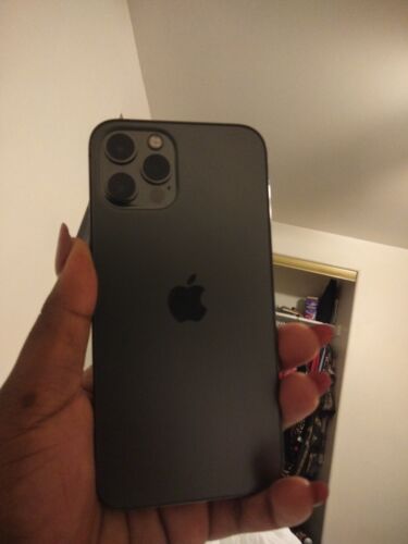 Apple iPhone 12 Pro 128GB Graphite Unlocked - Good Condition Apple iPhone 12 Pro 128GB Graphite Unlocked - Good Condition
