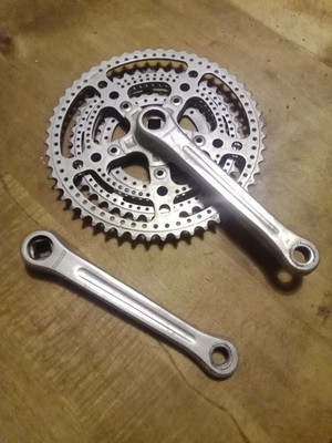 Pédalier Stronglight Triple Aluminium Perforée Drillium Crankset