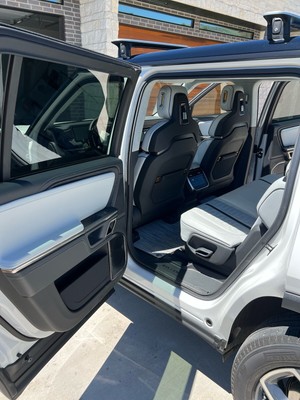 image 10 of interior