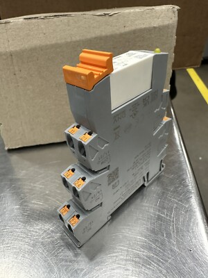 PC NEW PHOENIX 2900330 PLC-RPT-24DC/21-21 Relay 1 Piece
