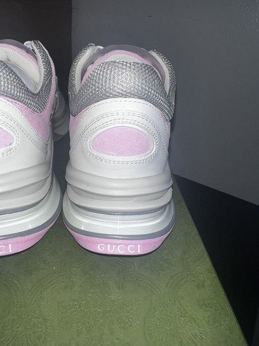 Pre-owned Gucci Run Gg Logo Sneaker In White