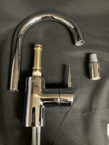 Grohe Kitchen Faucet, 31479000 Concetto with Pullout Chrome Finish 7a3. Blowout